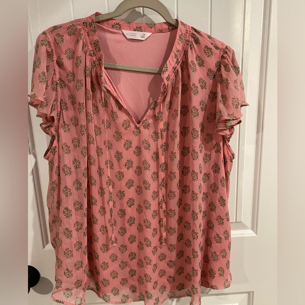 LC Lauren Conrad Pink Floral Short Sleeve Blouse